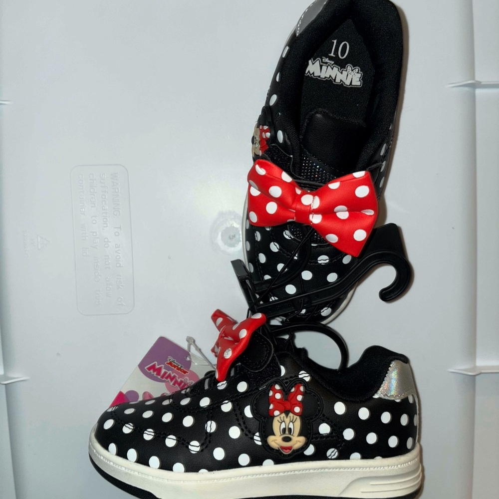 New Minnie Mouse Shoes